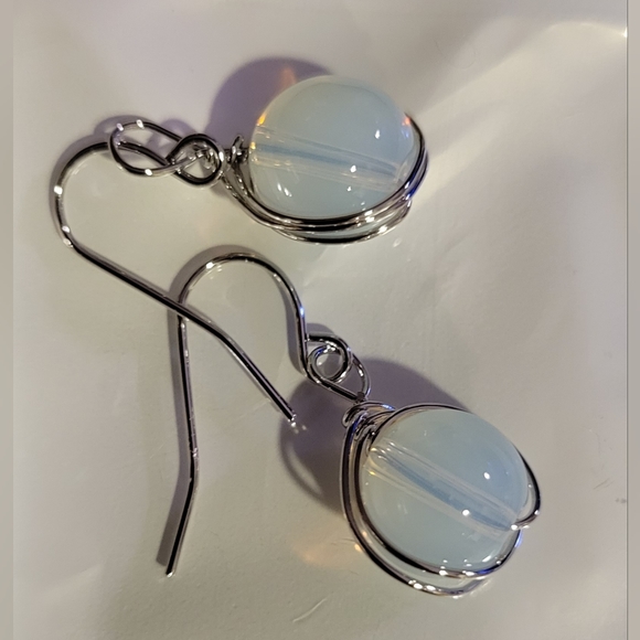 Vintage Silver Hook White Opal drop earrings NEW - Picture 4 of 7